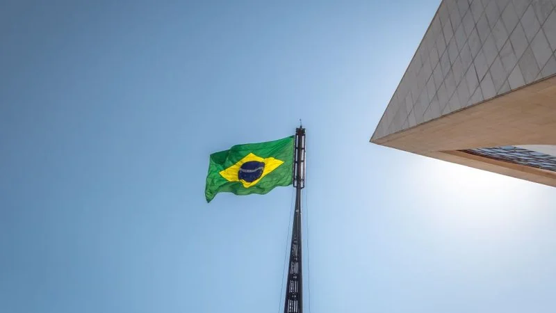 Escolas de Santa Cruz podem estar descumprindo lei que obriga execução semanal do Hino Nacional